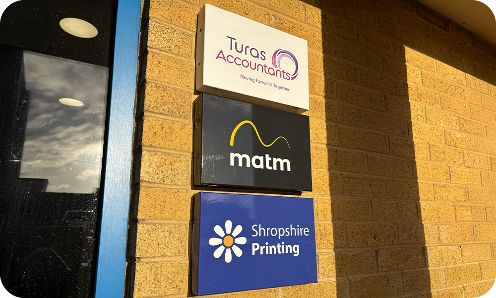 new-_0006_Tray-Signage